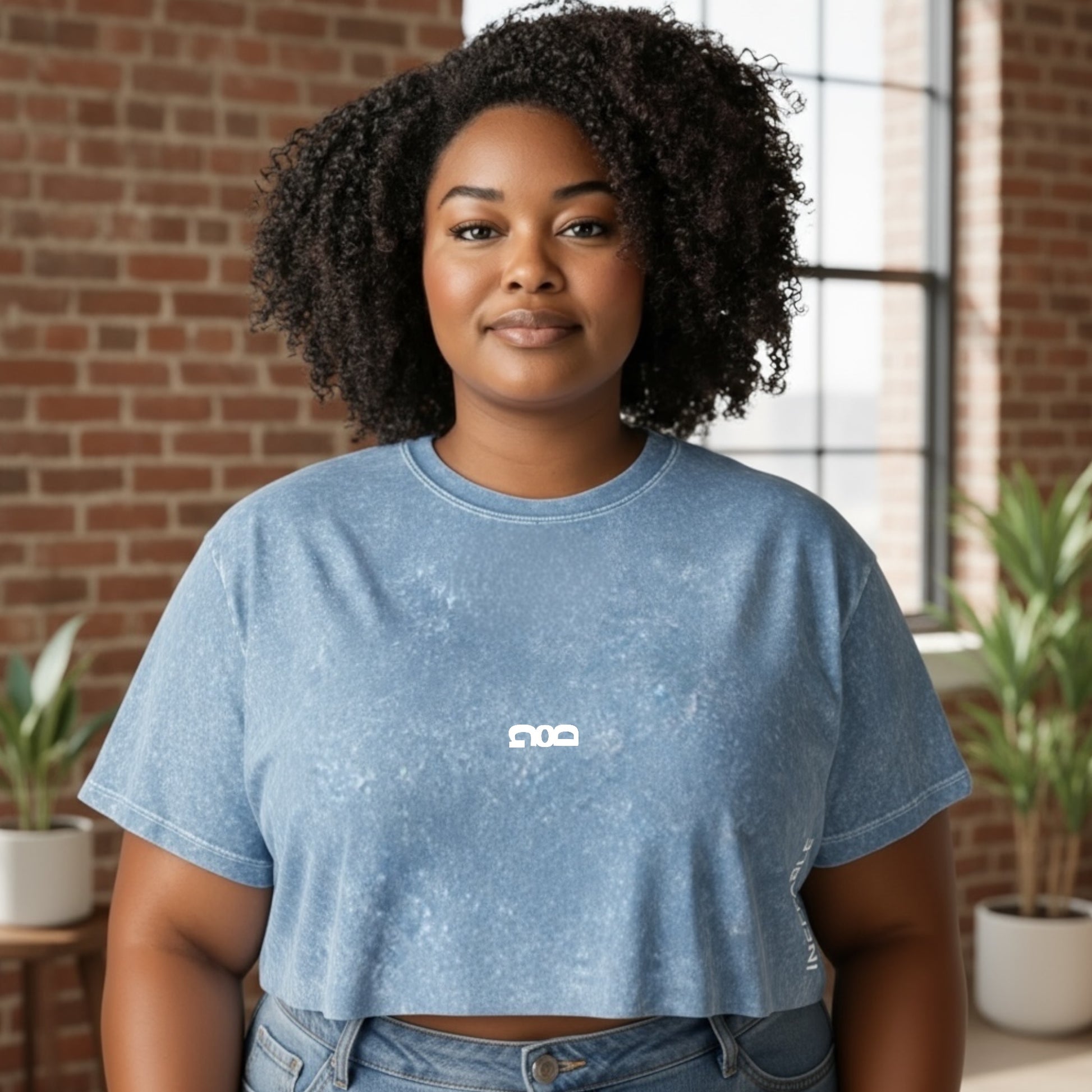 INEFFABLE CROP TOP